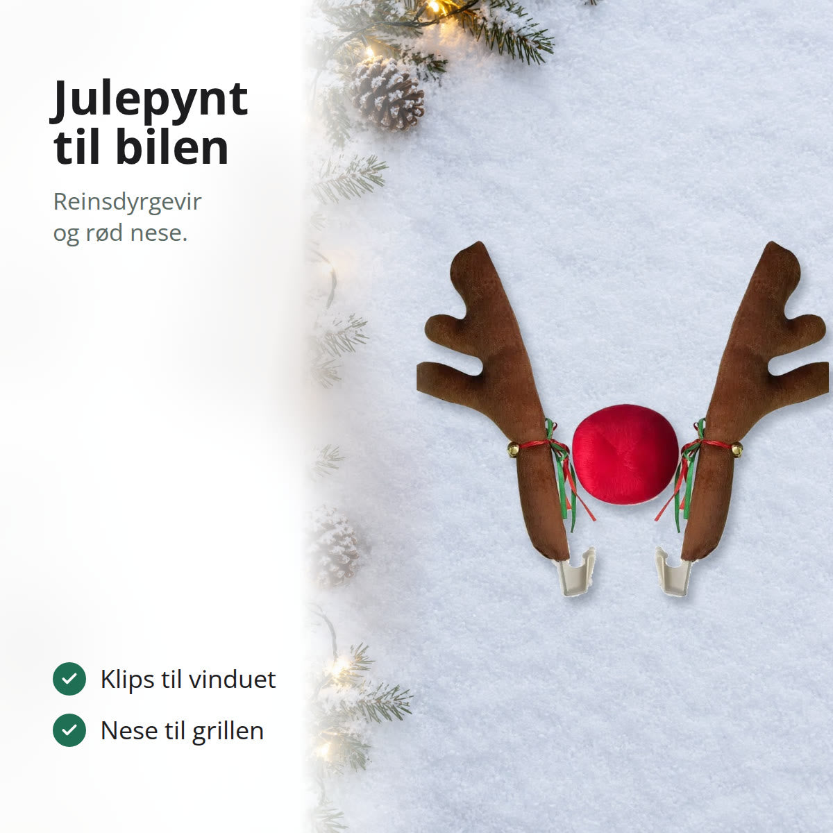 Julepynt til bilen med to reinsdyrgevir og rød nese lagt på snø