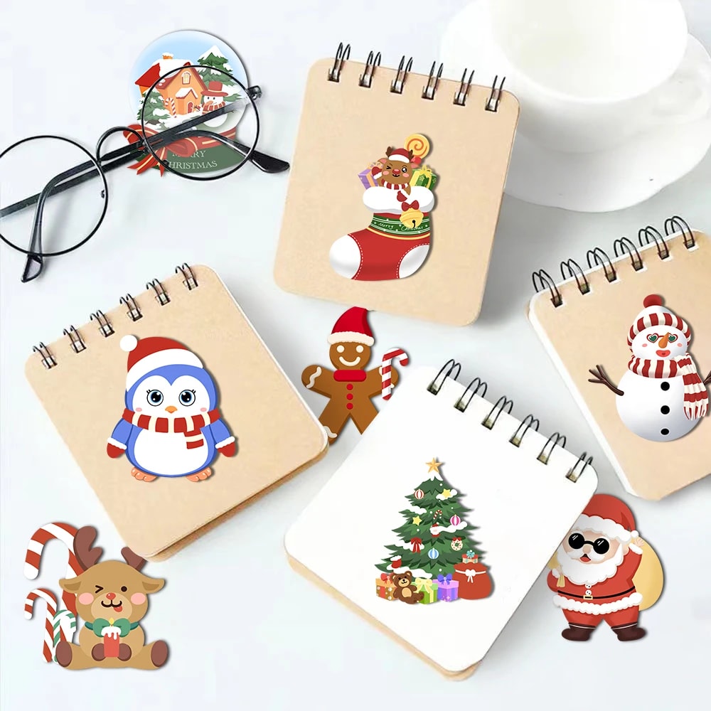Notatbøker pyntet med julestickers