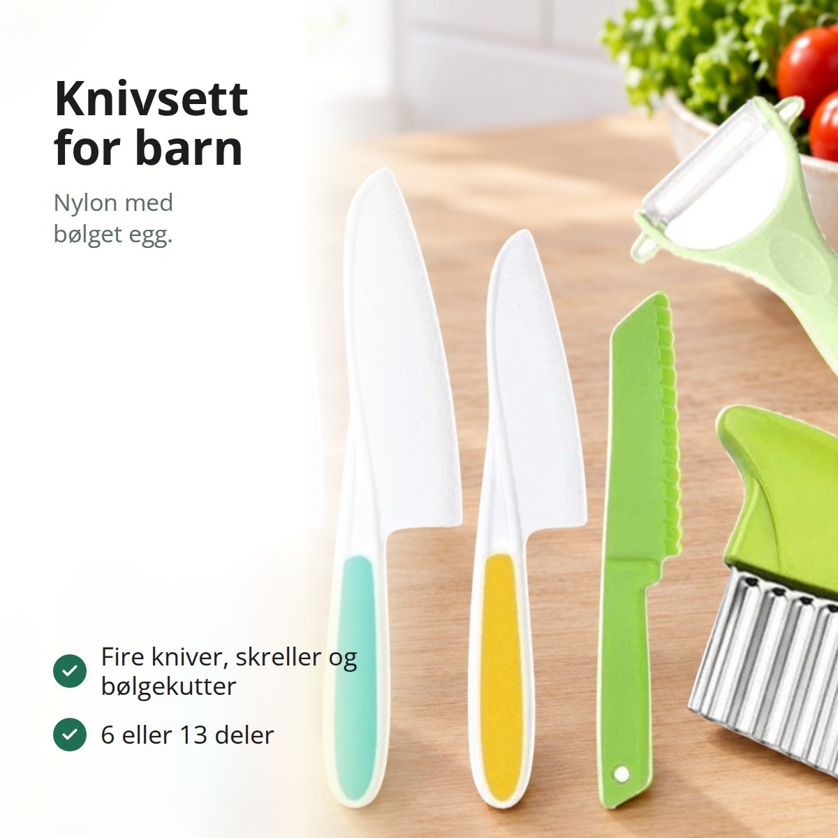 Knivsett for barn med nylonkniver og skreller på en kjøkkenbenk