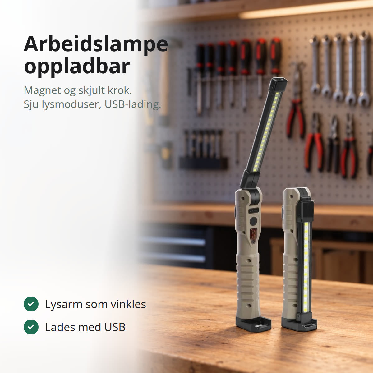 To sammenleggbare arbeidslamper i kakifarge på en arbeidsbenk i en garasje