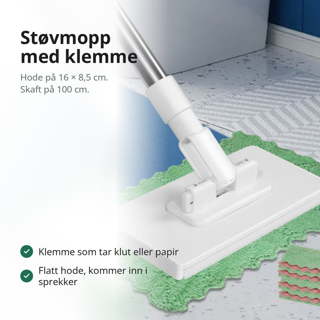 Støvmopp med hvitt flatt hode og teleskopskaft i stål, stående på et lyst tregulv